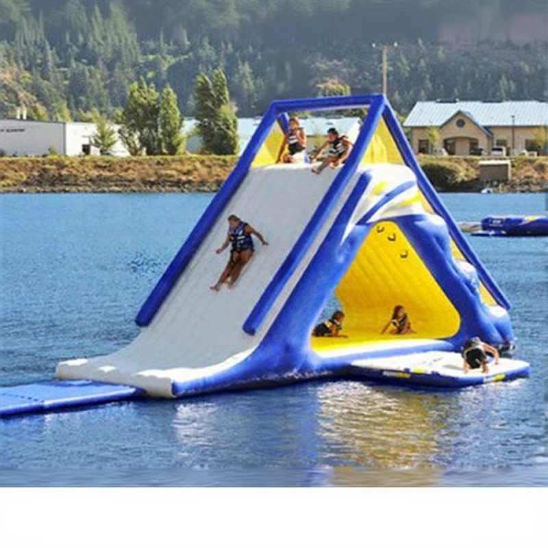 Water Slide Inflatable - Meistverkaufte Aufblasbare Wasserpark-Ausrüstung Aufblasbare Dreieckige Wasserrutschen/Schwimmende